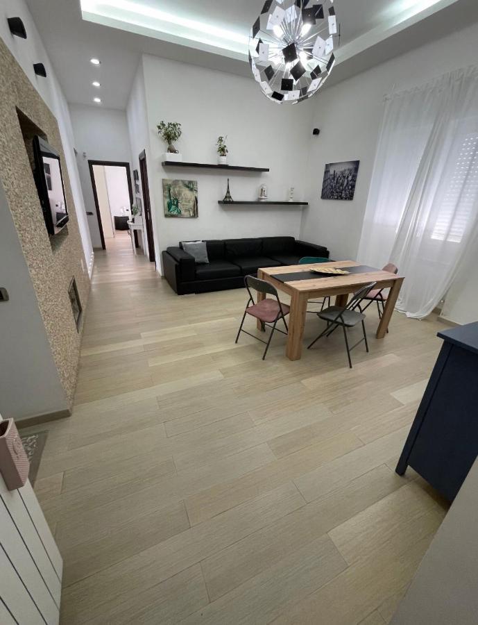 Casa Vacanza Pucchiell Apartment Наполи Екстериор снимка